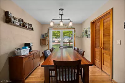 310 N Woodhill Drive, Amherst, OH 44001 - Photo 8