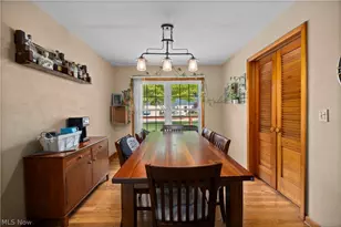 310 N Woodhill Dr, Amherst, OH 44001 - Photo 8