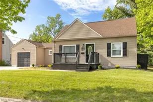 67 Pierce Ave, Cuyahoga Falls, OH 44221 - Photo 2