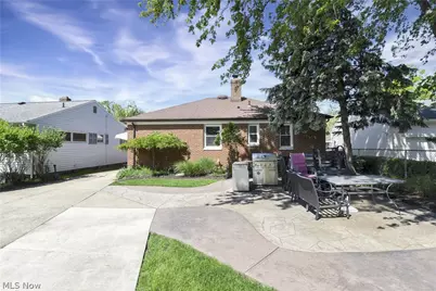 6483 Fernhurst Avenue, Parma Heights, OH 44130 - Photo 8