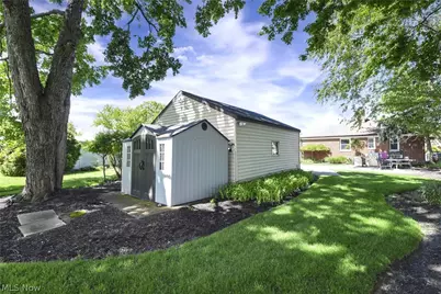 6483 Fernhurst Avenue, Parma Heights, OH 44130 - Photo 12