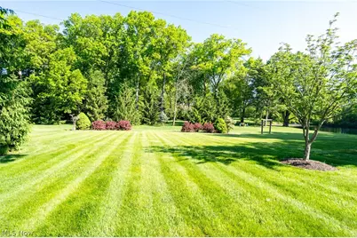 987 W Martin Avenue, Amherst, OH 44001 - Photo 42
