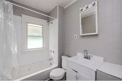 747 E 117th Street, Loveland, OH 44108 - Photo 16
