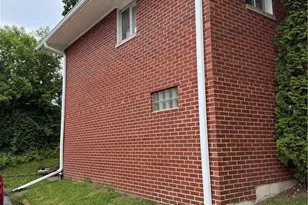 1923-1925 Evergreen Ave, Akron, OH 44301 - Photo 4