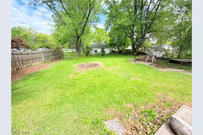 8803 Spring Valley Drive, Mentor, OH 44060 - Photo 44
