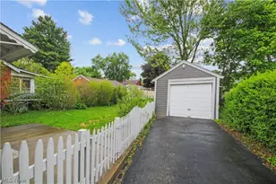 76 Terrace Dr, Boardman, OH 44512 - Photo 4