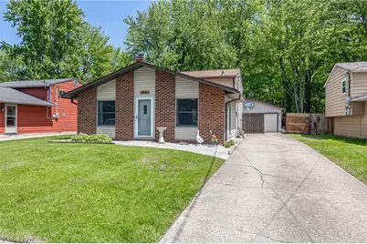6243 Rosebelle Avenue, North Ridgeville, OH 44039 - Photo 2