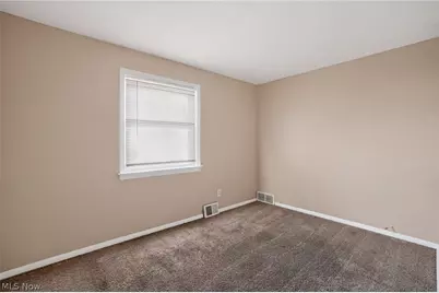 14404 Tokay Avenue, Maple Heights, OH 44137 - Photo 16