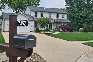 7392 Churchill Square, Mentor, OH 44060 - Photo 38