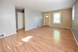 761 E Crosier St, Akron, OH 44306 - Photo 8