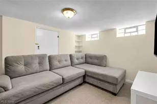 16005 Throckley Ave, Loveland, OH 44128 - Photo 28