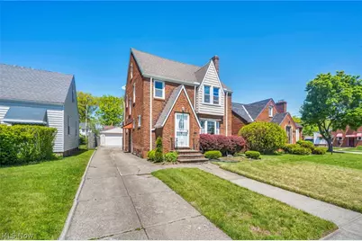 16005 Throckley Avenue, Loveland, OH 44128 - Photo 4
