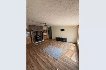 6476 Linda Lane, Ravenna, OH 44266 - Photo 2