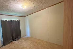 6476 Linda Ln, Ravenna, OH 44266 - Photo 8