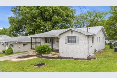 609 27th Street, Vienna, WV 26105 - Photo 2