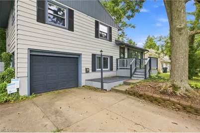 3335 Bailey Road, Cuyahoga Falls, OH 44221 - Photo 2