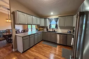 186 Hunter Ln, Colliers, WV 26035 - Photo 16