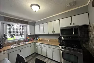 1745 E 3rd St, Salem, OH 44460 - Photo 6