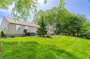 4732 Helmsworth Dr NE, Canton, OH 44714 - Photo 34