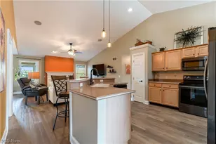 4732 Helmsworth Dr NE, Canton, OH 44714 - Photo 10