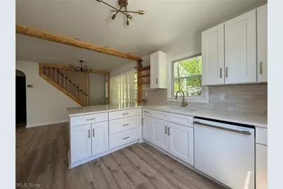 1699 Warrensville Center Road, South Euclid, OH 44121 - Photo 18