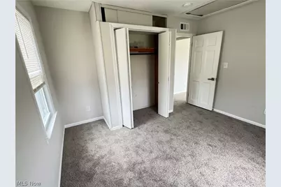 29516 Cresthaven Drive, Willowick, OH 44095 - Photo 18