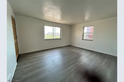 2614 Sunset Boulevard #1, Steubenville, OH 43952 - Photo 2