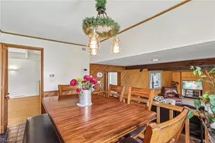 5420 Bluebell Dr, Lyndhurst, OH 44124 - Photo 14