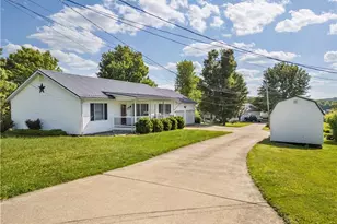 23 Delaware St, Mineral Wells, WV 26150 - Photo 2