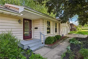 612 Forest-Ridge Dr, Boardman, OH 44512 - Photo 2