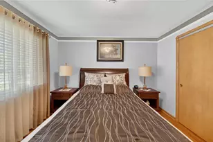 6649 Maplehurst Rd, North Olmsted, OH 44070 - Photo 16
