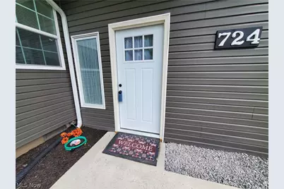 724 Briggs Road, Leavittsburg, OH 44430 - Photo 8