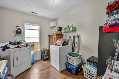 1813 Lexington Avenue, Lorain, OH 44052 - Photo 20