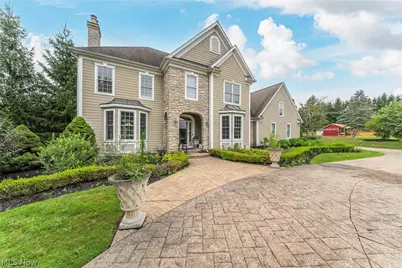 915 Creek View Drive, Aurora, OH 44202 - Photo 4
