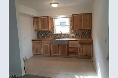 1273 Barcelona Drive, Akron, OH 44313 - Photo 2