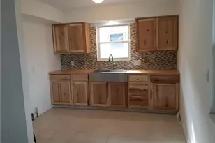 1273 Barcelona Dr, Akron, OH 44313 - Photo 2