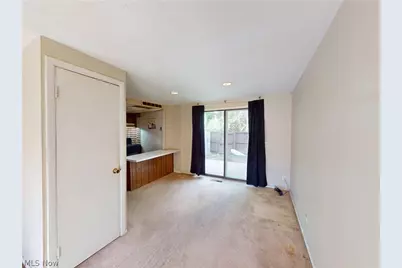1651 Mentor Avenue #808, Painesville, OH 44077 - Photo 4