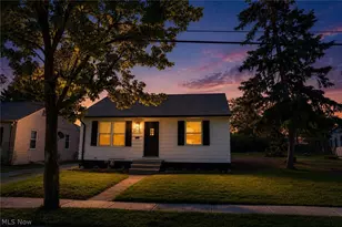 13711 Bennington Ave, Loveland, OH 44135 - Photo 2