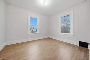 225 Cranz Pl, Akron, OH 44310 - Photo 22