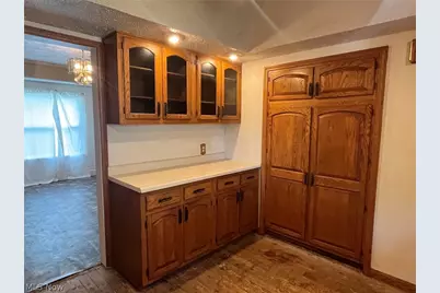 304 Lowell Avenue NE, Warren, OH 44483 - Photo 12