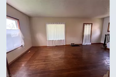 304 Lowell Avenue NE, Warren, OH 44483 - Photo 22