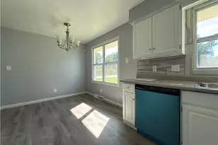 1215 Valley-View Dr, Boardman, OH 44512 - Photo 8