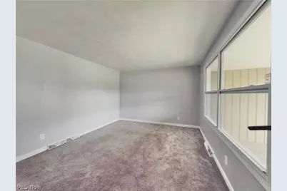 1215 Valley View Drive, Boardman, OH 44512 - Photo 2