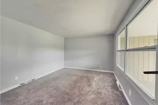 1215 Valley-View Dr, Boardman, OH 44512 - Photo 2