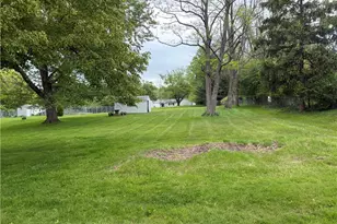 2821 Trabar Dr, Willoughby Hills, OH 44092 - Photo 32