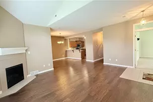 28 Hunters Woods Blvd, Canfield, OH 44406 - Photo 6