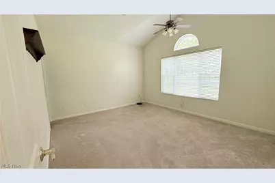 28 Hunters Woods Boulevard #B, Canfield, OH 44406 - Photo 16