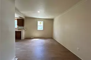 1317 Plum St, Steubenville, OH 43952 - Photo 6