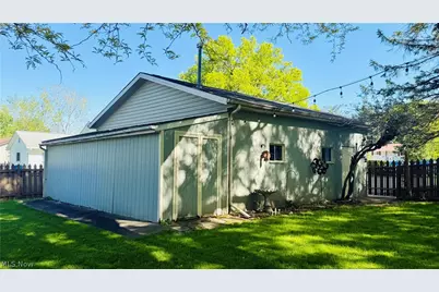 19510 Lunn Road, Strongsville, OH 44149 - Photo 6