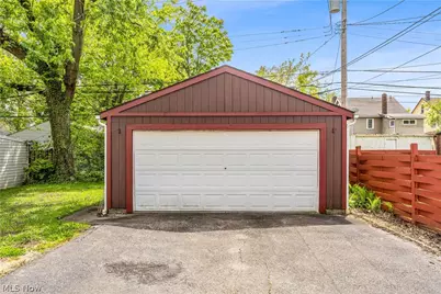 3618 Farland Road, University Heights, OH 44118 - Photo 4